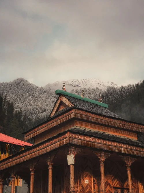 The hot springs of Vashisht — Closed bath, sundown to ten.